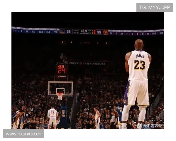 NBA赛后焦点：詹姆斯带领湖人逆转战胜勇士，库里三分未能绝杀 - 副本 - 副本 - 副本